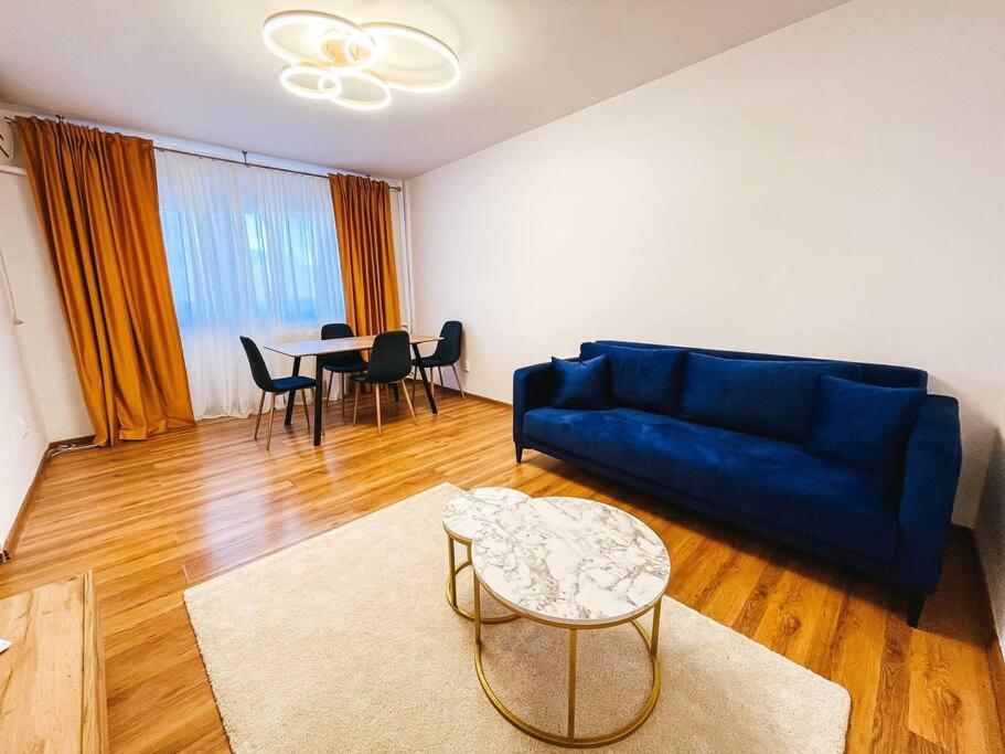 Quickspace Modern Concept Бухарест Екстер'єр фото